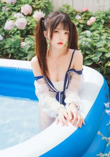 学生把丝袜老师弄高潮视频_HD高清在线